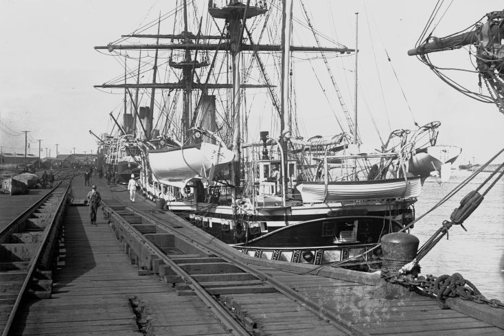 Ships docked at Fremantle, ca. 1900