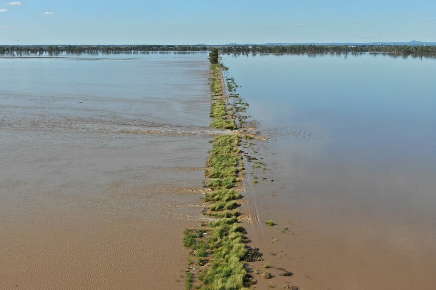 Flood water surrounding an old rail corridor near Pampas, Queensland, March 2021.