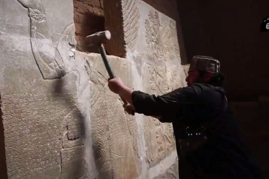 Still from IS video showing destruction of Nimrud