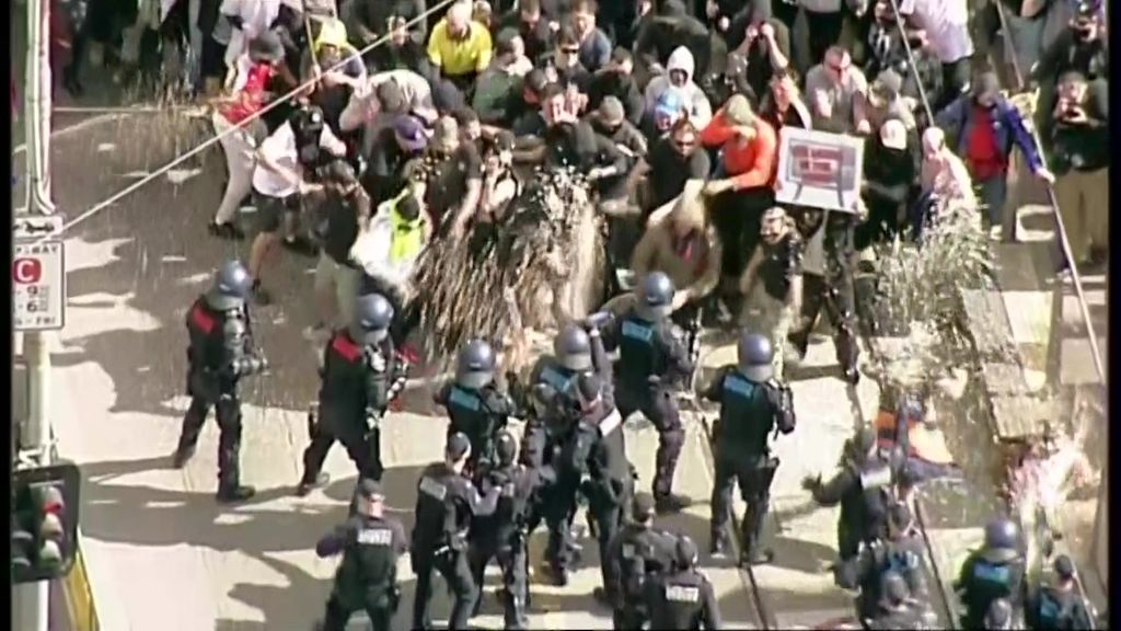 Lockdown Protesters Clash With Police In Melbourne - ABC News