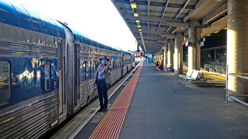 The first train arrives back in Melbourne after border closures