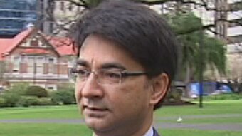 Lloyd Rayney wants a cold case review of the investigation into his wife's murder.