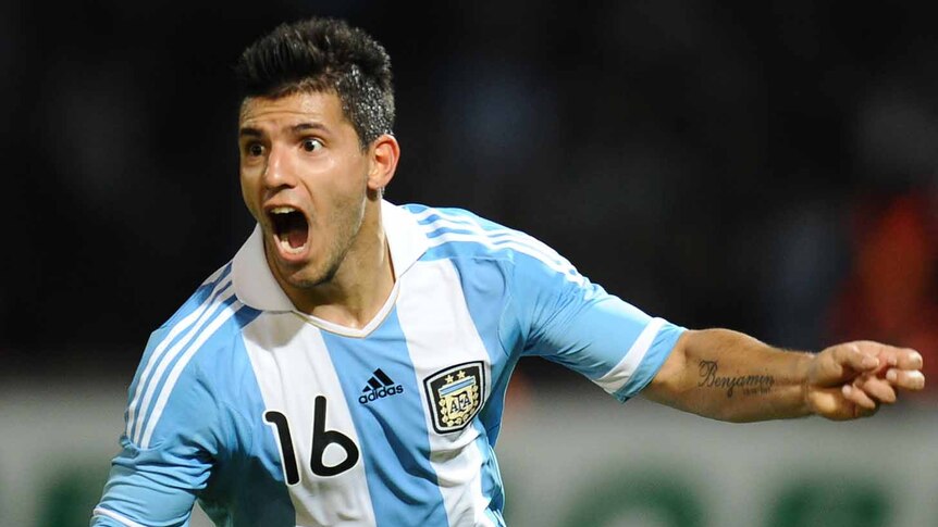 Sergio Aguero scores for Argentina