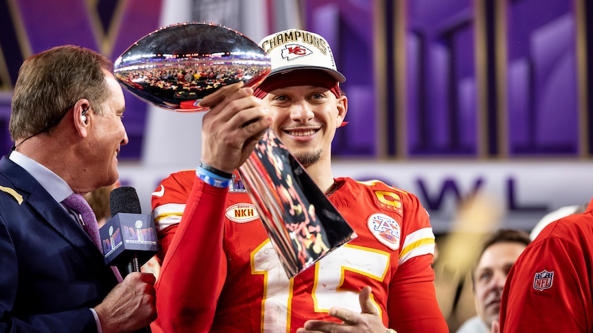 Super Bowl LVIII: Mahomes, the Chiefs, Taylor Swift and a thrilling game -  WHYY