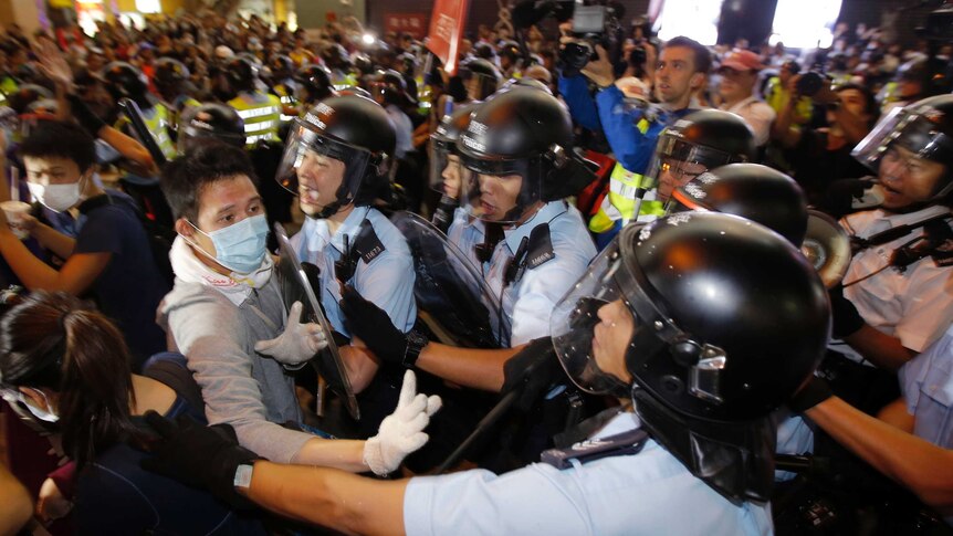 Police clash with Hong Kong pro-democracy protestors