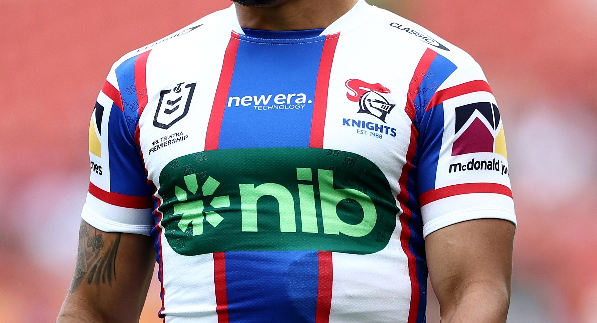 Live: Knight sent off for alleged homophobic slur, Dolphins superstar sidelined 