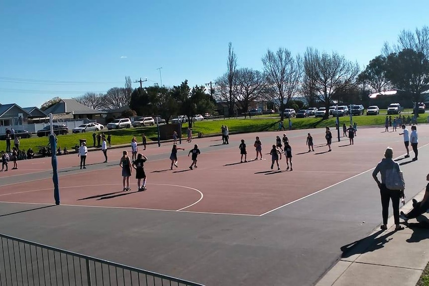 Traralgon netball courts 