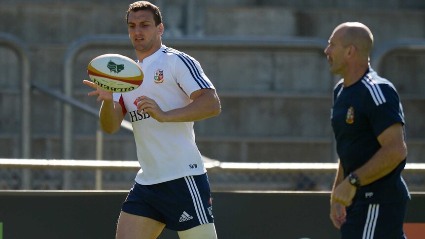 Sam Warburton trains with the Lions