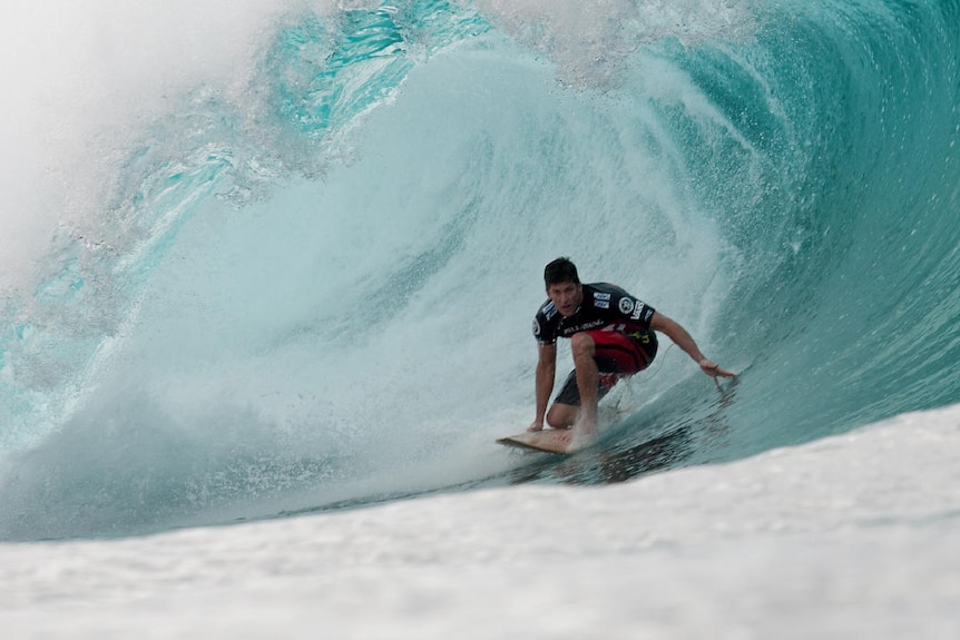 Bruce Irons surfing Hawaii's Pipeline