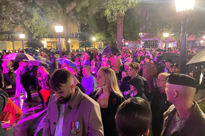 Brisbane Anzac Day dawn service