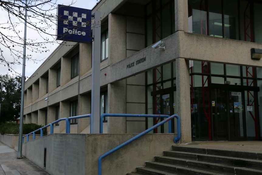 Queanbeyan Police Station