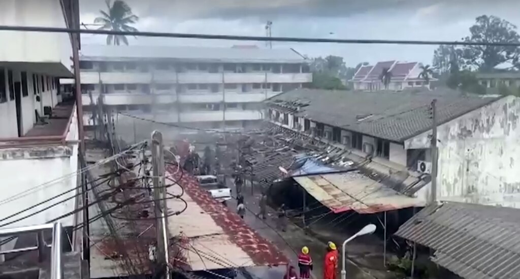 Station after car bomb