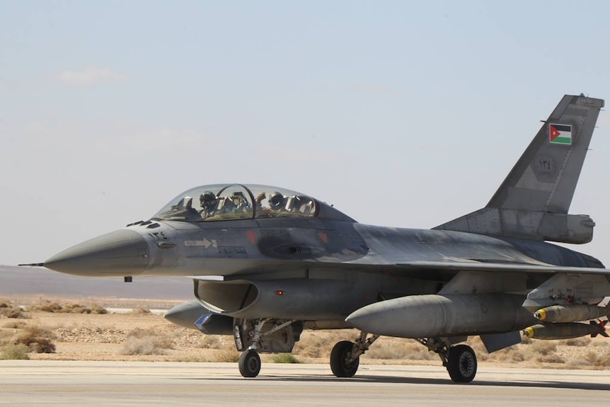 A Royal Jordanian Air Force jet gets set to take off in an air strike run against IS
