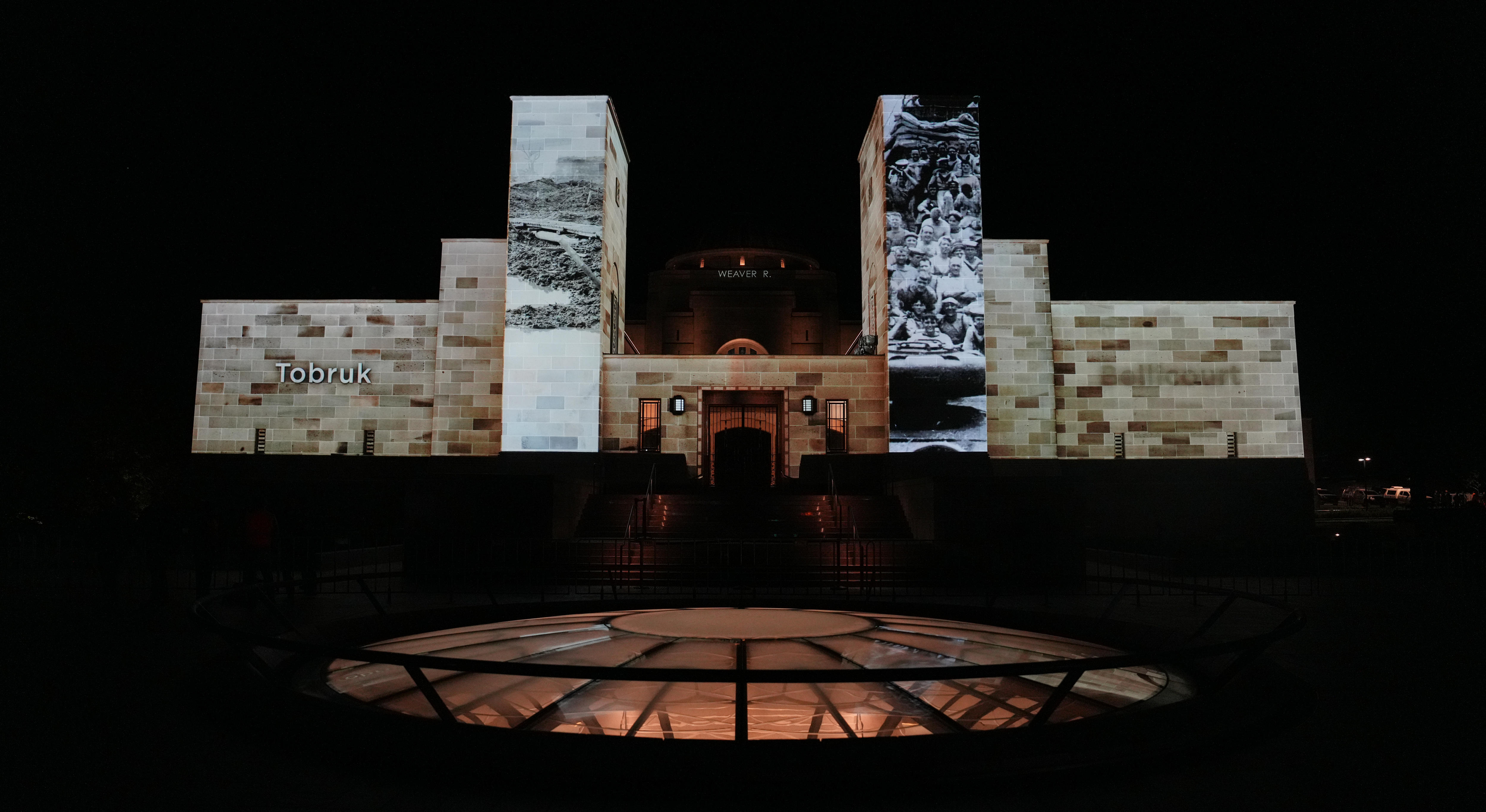 'Carry the hope': Thousands gather for Anzac Day service in Canberra