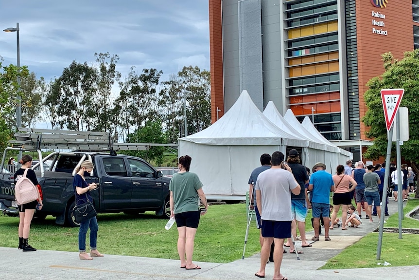 Queue for COVID-19 testing at Robina on the Gold Coast