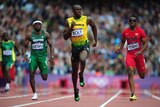 Bolt cruises home in 200m heat