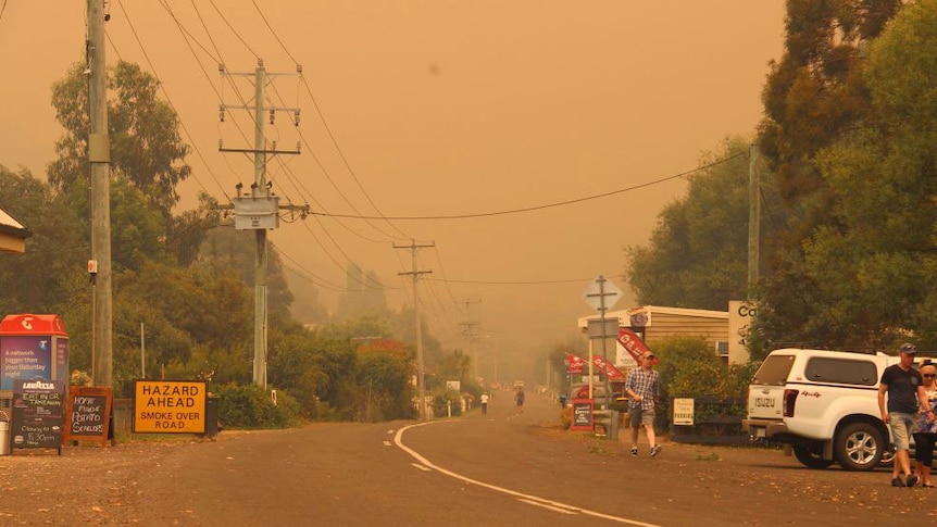 People leaving Maydena and Westerway as more ash falls from the Gell River fire.