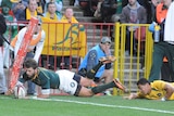 Willie le Roux scores as Springboks beat Wallabies 28-8