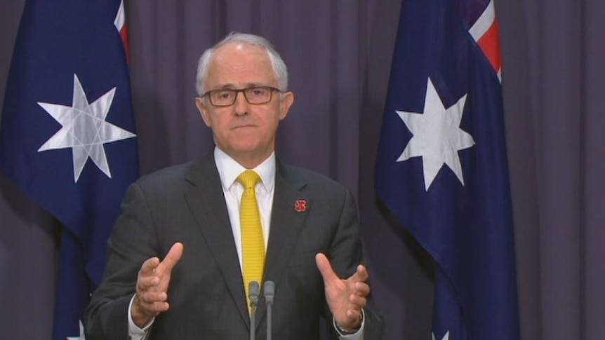 Malcolm Turnbull congratulates Donald Trump on his election victory