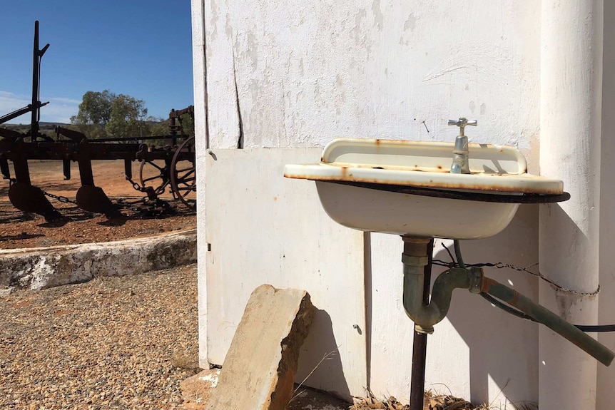 Reflecting on the past in rural Australia