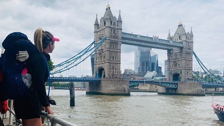 Eliza Bartlett looking at London Bridge.