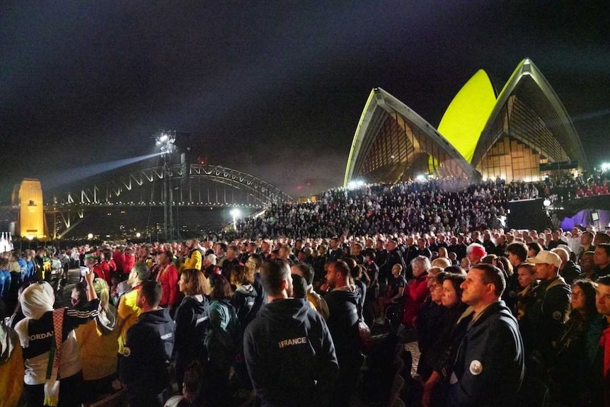 Crowds at the Sydney Opera House