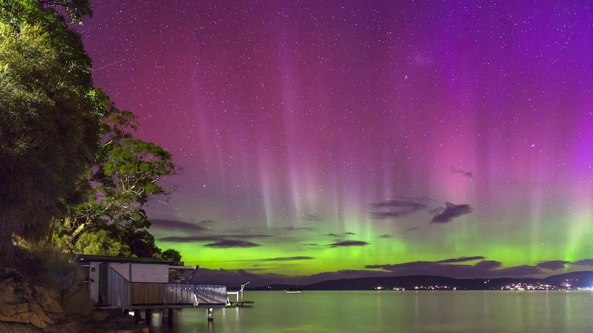 Aurora australis at Howden Tasmania