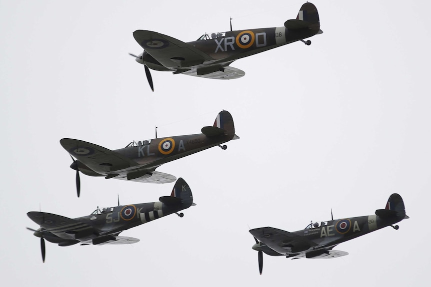 Spitfires fly in formation