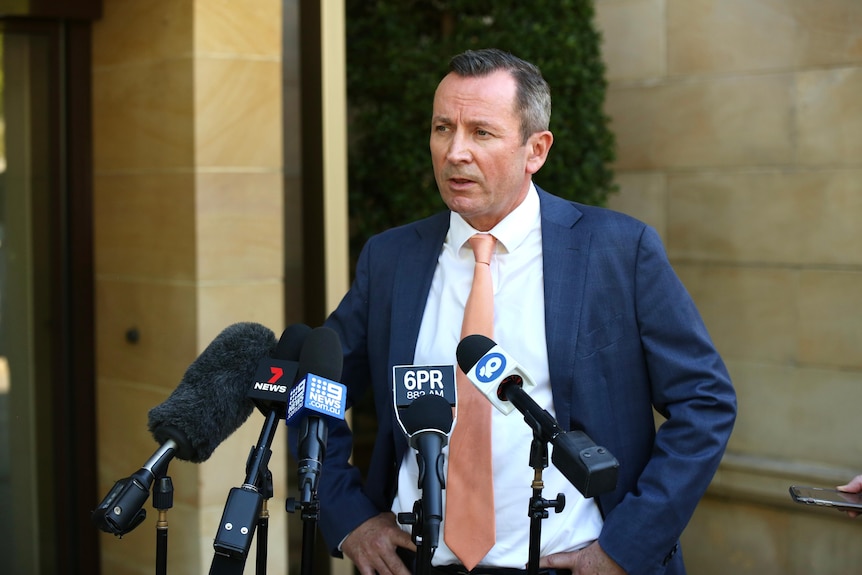 Le premier ministre Mark McGowan prend la parole au Parlement