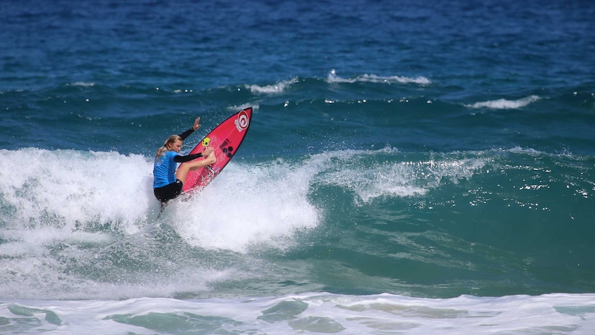 Alyssa Spencer competing in the World Junior Surfing Titles in Kiama