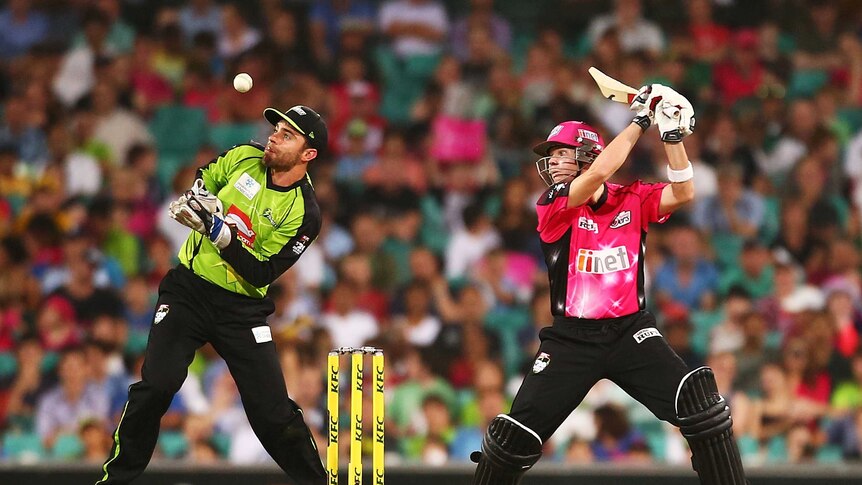 Steven Smith cuts for the Sydney Sixers