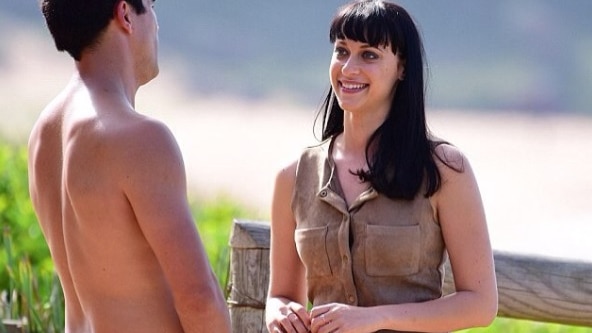Coroner delivers findings into crash that killed Home and Away star Jessica Falkholt - ABC News