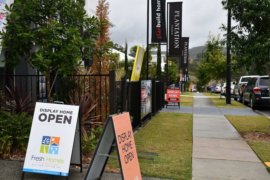 A display village in Upper Kedron