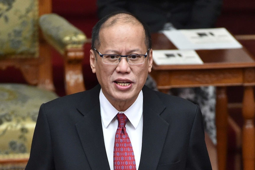 Philippine president Benigno Aquino addresses Japan's parliament