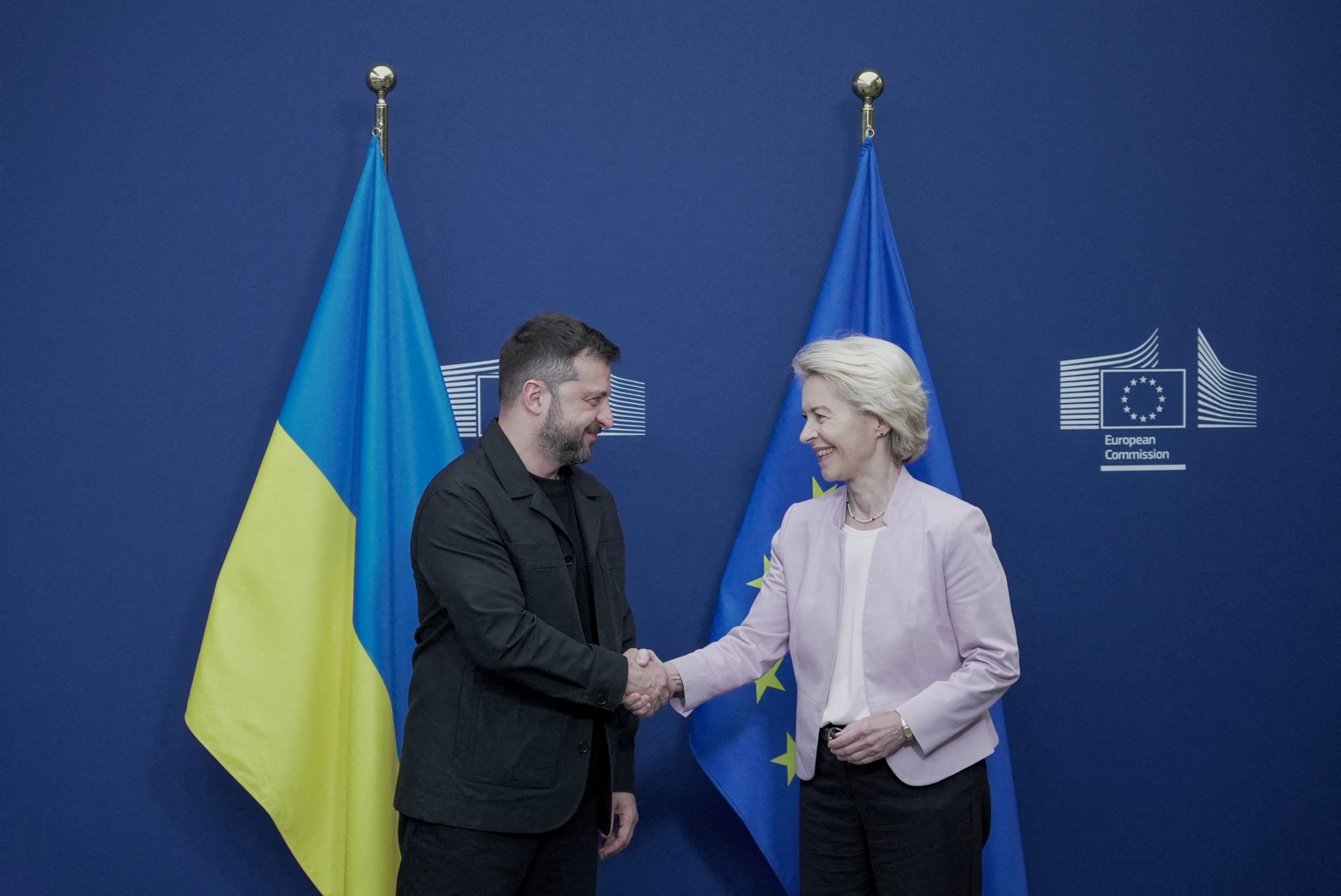EU's von der Leyen greets Zelenskiy in Brussels