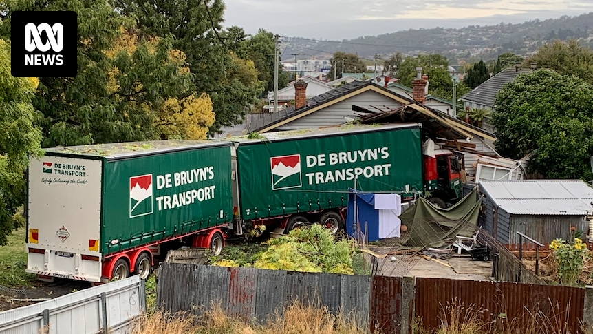 Ready go to ... https://ab.co/3ndKepo [ Truck driver dies and two others injured as truck hits car then ploughs into Launceston house]