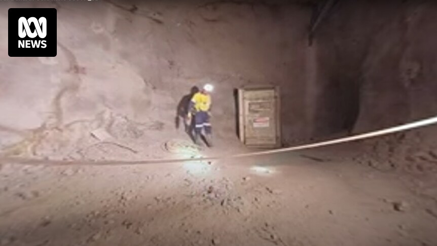 Rettungsaktion für viktorianischen Bergmann, der immer noch im Steinschlag 500 Meter unter der Erde in der Nähe von Ballarat gefangen ist, läuft