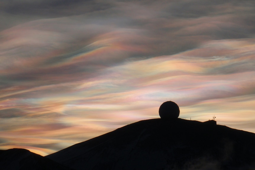 Nacreous clouds