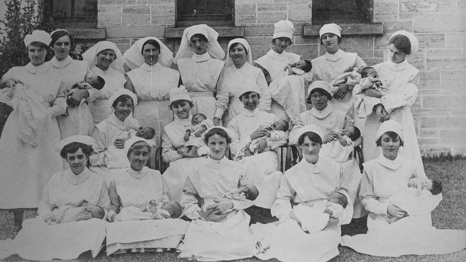 King Edward Memorial Hospital nursing staff and babies in 1921.