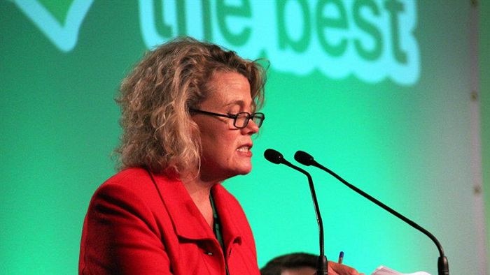 Fiona Simson retains NSW Farmers' presidency