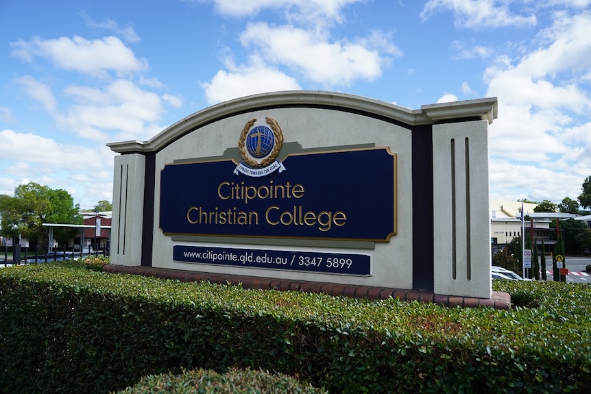 The front gate and sign of Citipointe Christian College in Carindale