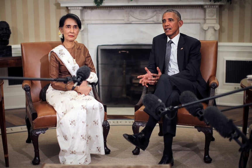 Obama and Suu Kyi at the Oval Office