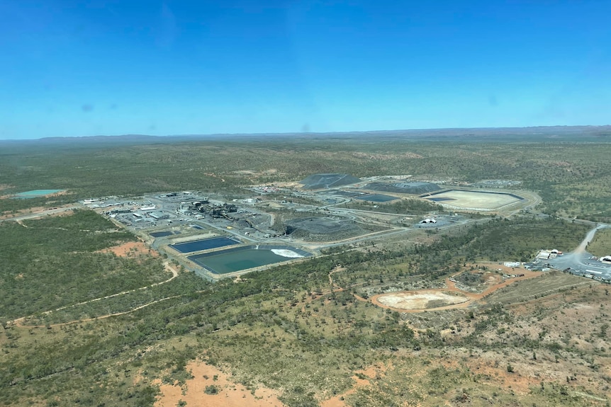 An aerial view of an outback mine.
