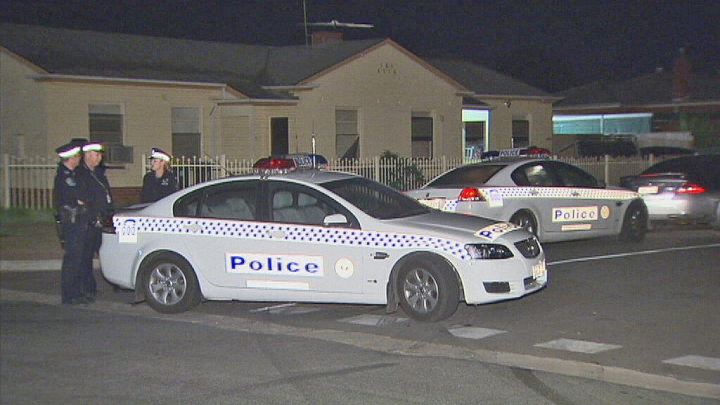 Man shot in chest during Adelaide home invasion - ABC News