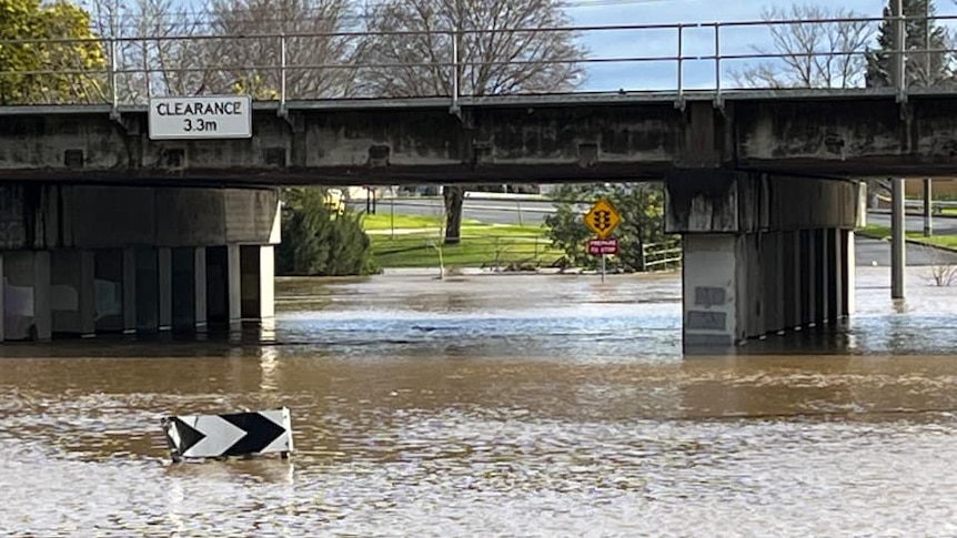 Police recover body in Traralgon after flooding