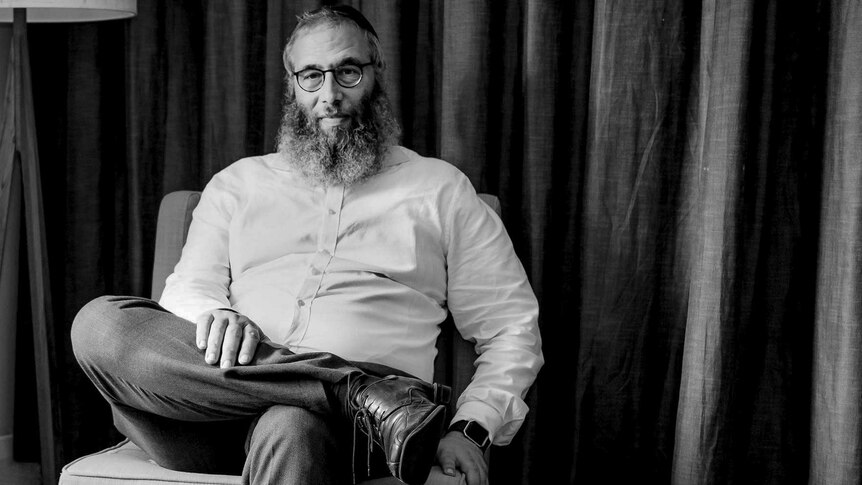 Black and white image of Rabbi Mendel Kastel