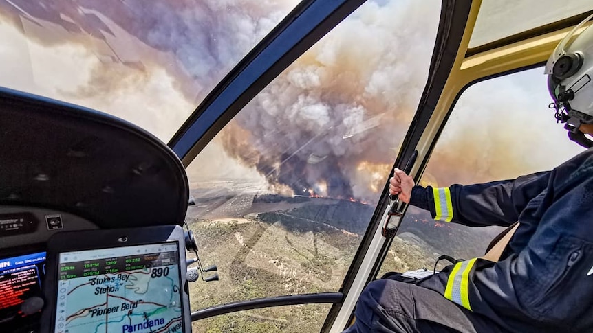 The Kangaroo Island fire visible from a helicopter.