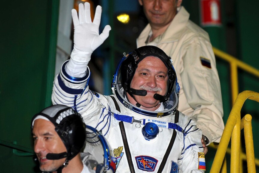 Astronauts take shortcut to ISS