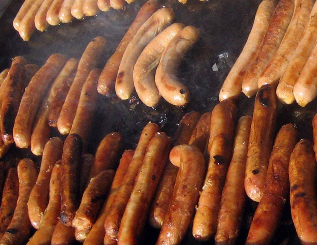 Homemade skinless sausages - ABC News