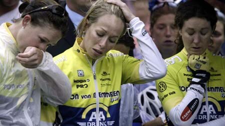 Cyclists gather at a memorial ceremony for Australian rider Amy Gillett in Germany